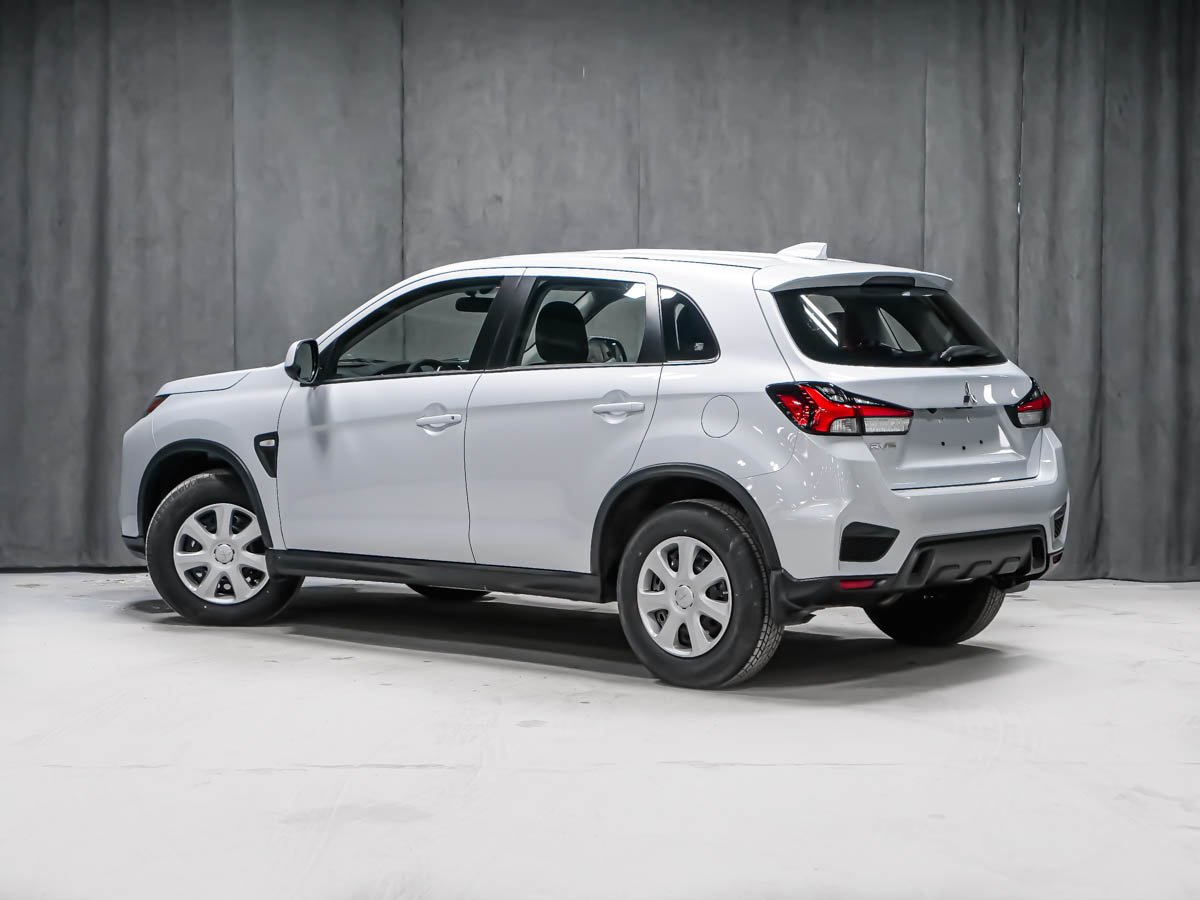 Mitsubishi RVR ES 2026 Blanc diamant Montréal - photo #1