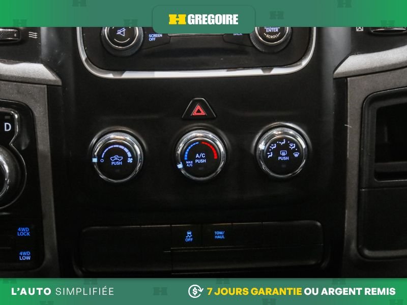 2019 Ram 1500 Black Saint-Eustache - photo #23