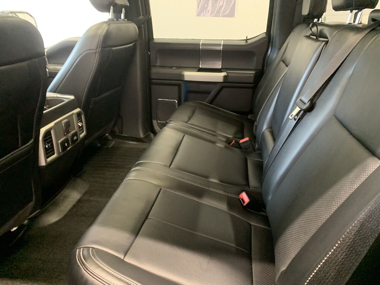Ford F-150 SUPERCREW LARIAT F150 LARIAT CREW CAB 2019 Noir Châteauguay - photo #21