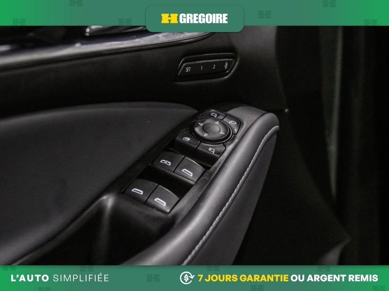 2024 Buick Enclave Grey Laval - photo #15