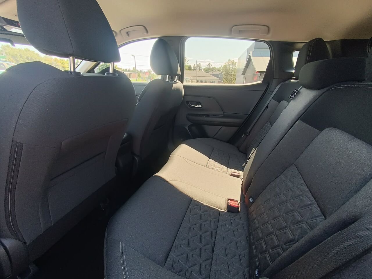 Nissan Kicks 2025 Bleu Lac Mégantic - photo #10