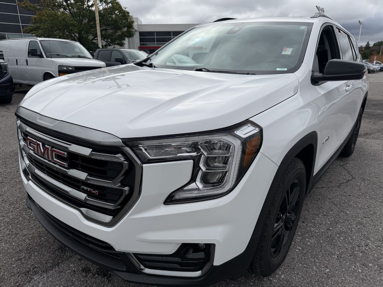 White 2024 GMC Terrain SUV / Crossover All-Wheel Drive Automatic