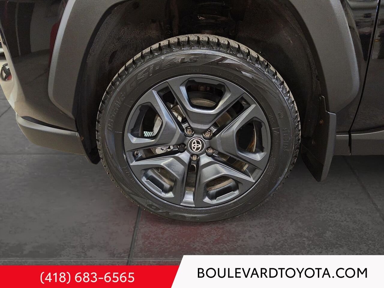 Toyota RAV4 97734B-130 | ADVENTURE 2024 Noir minuit métallisé Québec - photo #6