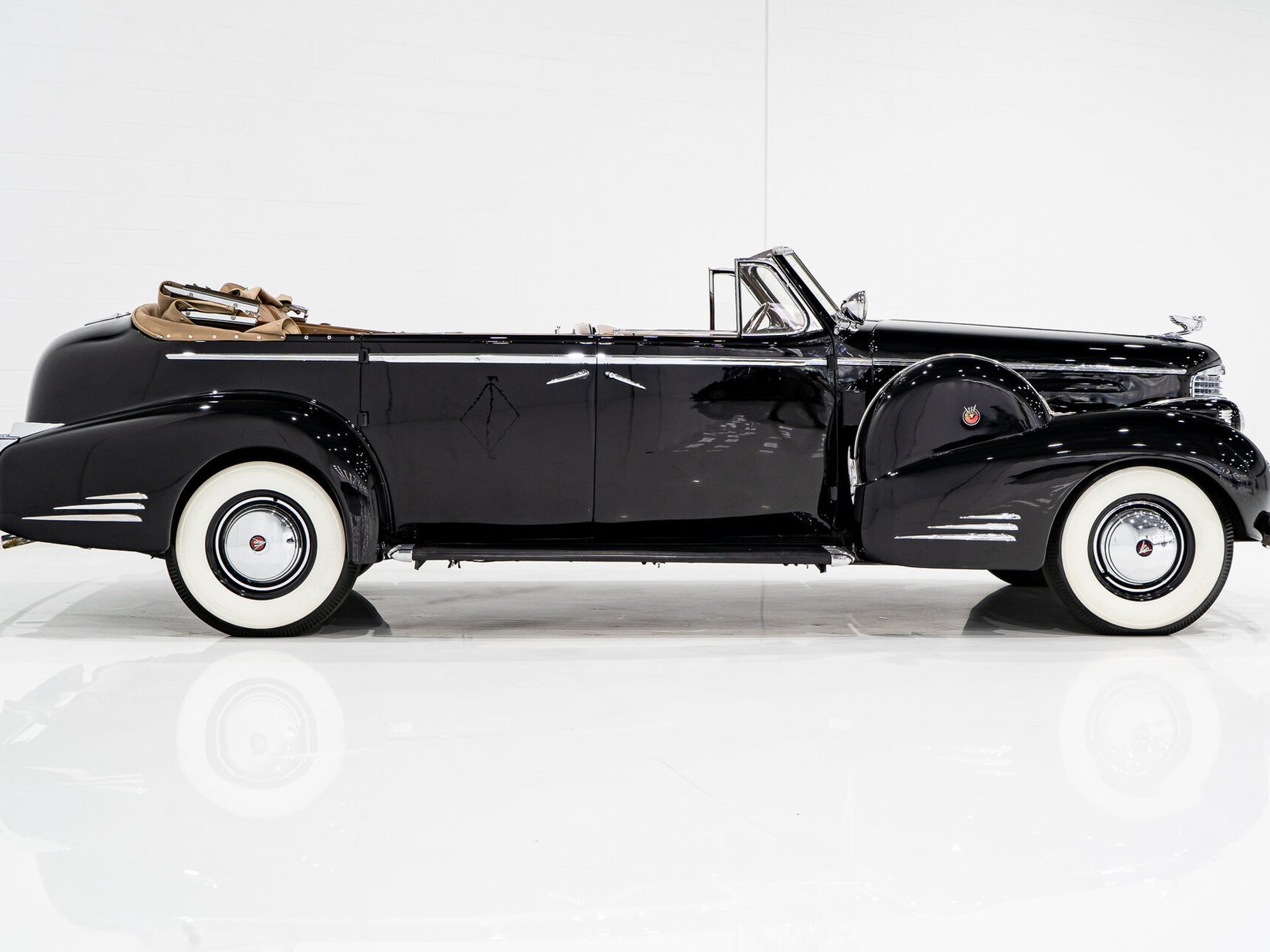 1938 Cadillac Series 90 **PRICE IN USD**1 of 13 V16 Black Montreal - photo #23