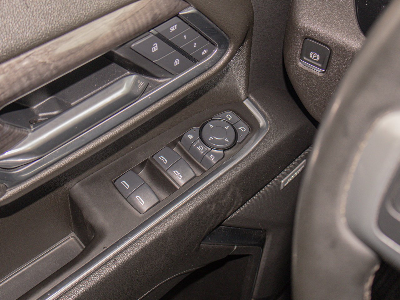 2025 Chevrolet Silverado 3500HD 4WD Crew Cab 159 LTZ Grey Sherwood Park - photo #20