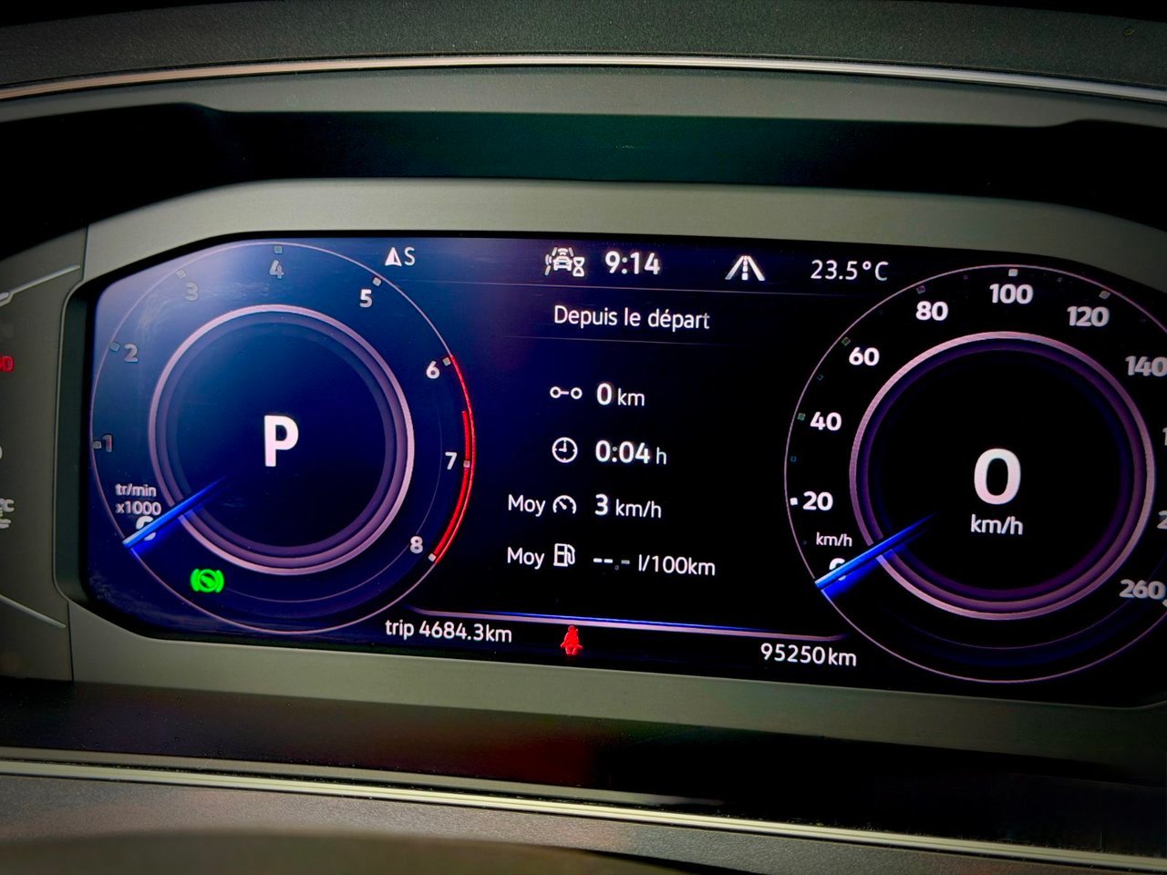 Volkswagen Tiguan 2021 Bleu Notre-Dame-des-Prairies - photo #27