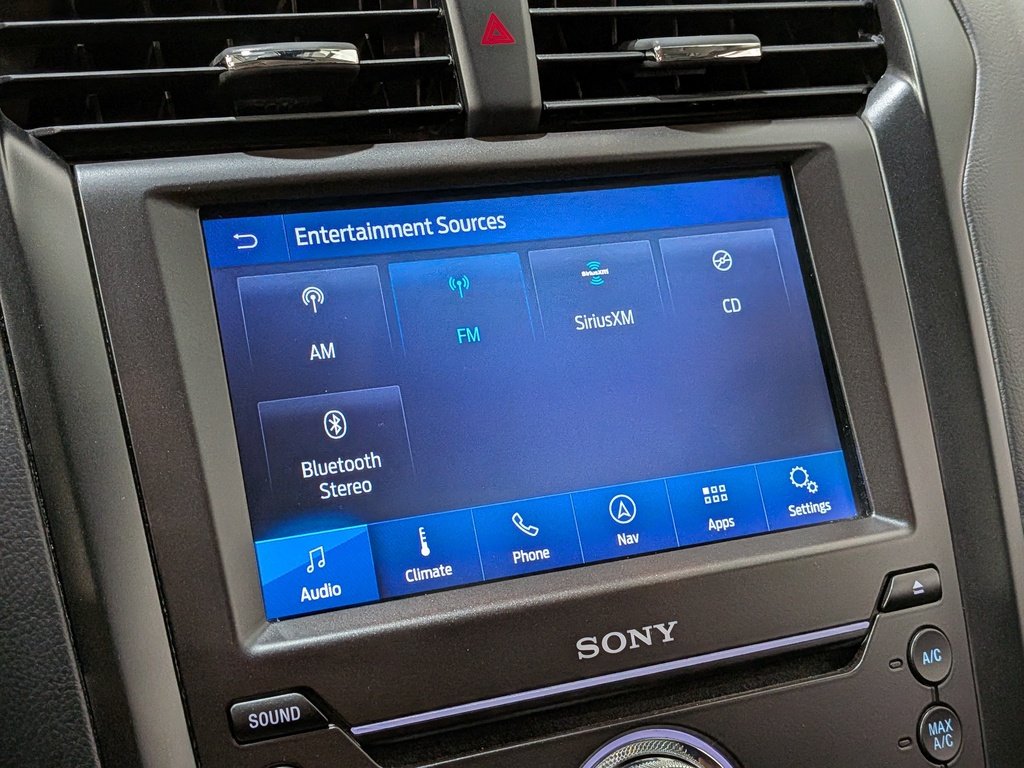 2020 Ford Fusion Energi Titanium FWD Black Val-David - photo #22