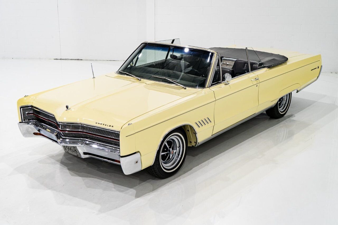 Chrysler 300 PRIX EN USD 440cu.in. Fully restored example 1968 Jaune Montréal - photo #37