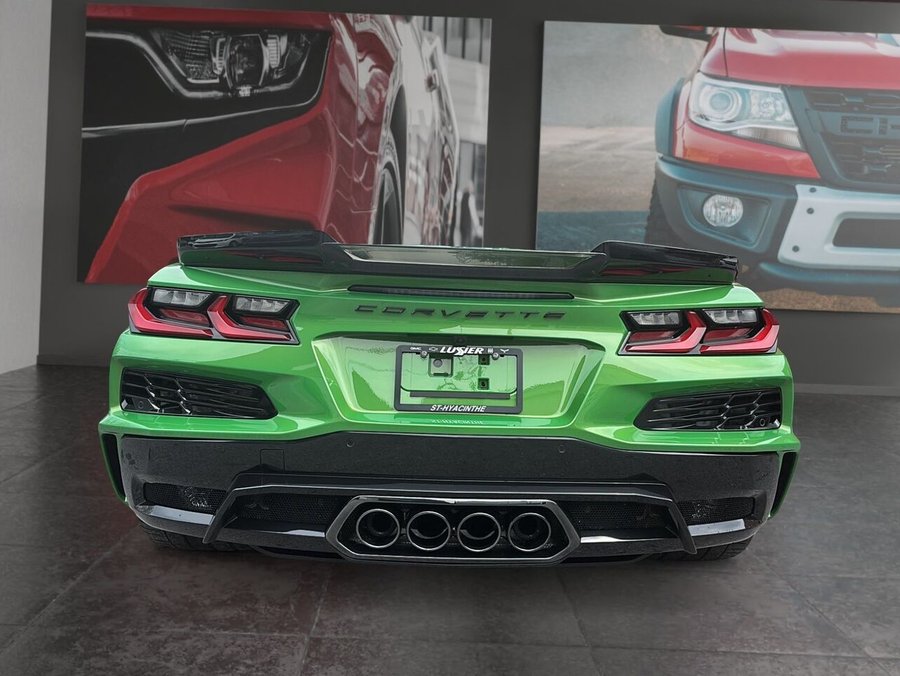 2027 CHEVROLET Corvette 2027 ROSWELL GREEN METALLIC