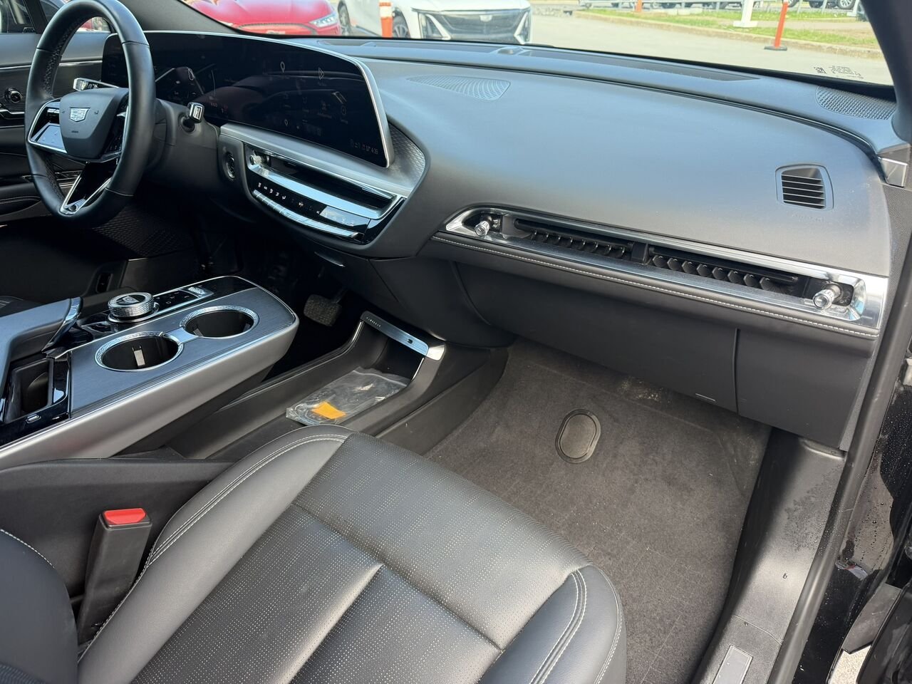 Cadillac LYRIQ LUXURY AWD FINANCEMENT À PARTIR DE 0.99% 2024 Noir Laval - photo #16