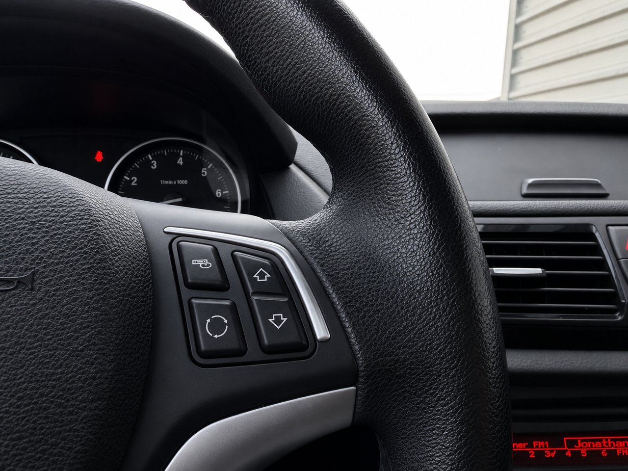 BMW X1 AWD (4X4) / BLUETOOTH / TOIT OUVRANT 2014 Blanc Châteauguay - photo #12