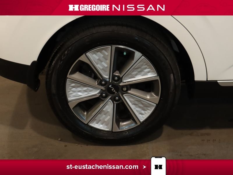 2022 Kia Soul White Laval - photo #22