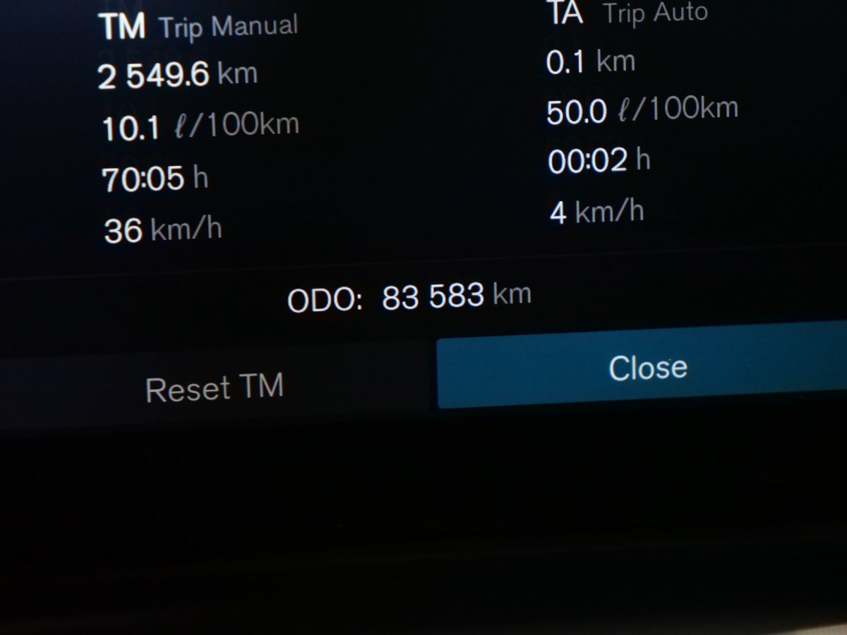 Volvo XC60 PLUS DARK THEME 2023 Noir Montréal - photo #9