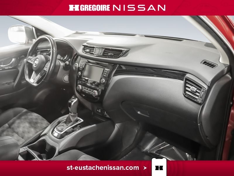Nissan Qashqai 2019 Rouge Laval - photo #30