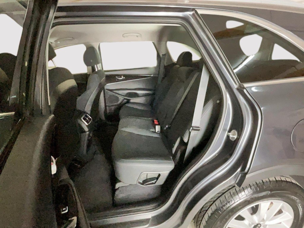 2018 Kia SORENTO Black Amos - photo #19