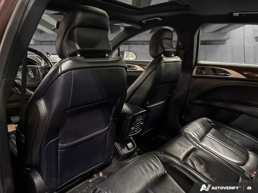 2019 Lincoln MKZ 2601939A | Reserve Red Edmonton - photo #22