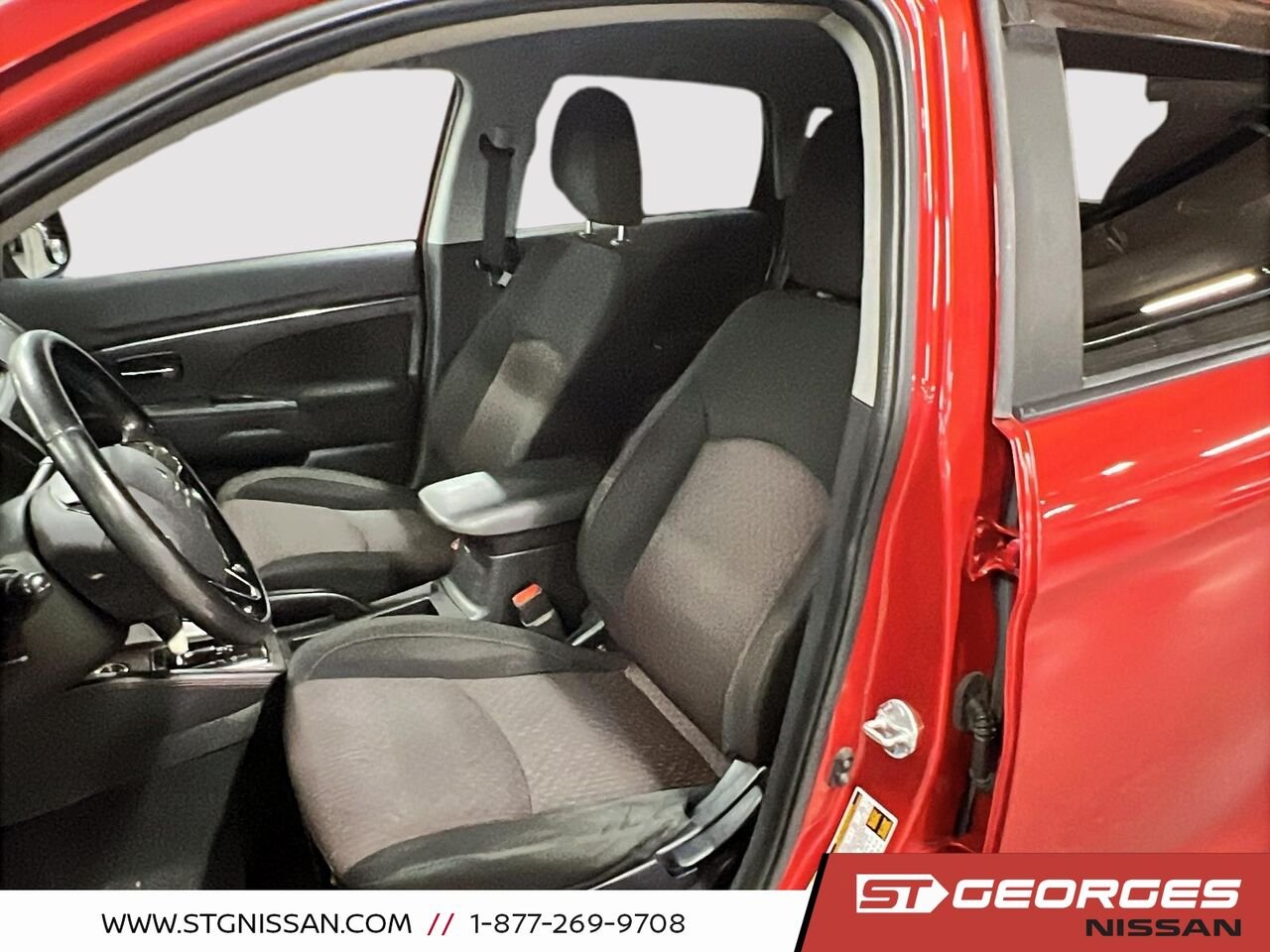 2019 Mitsubishi RVR Red Saint-Georges - photo #8