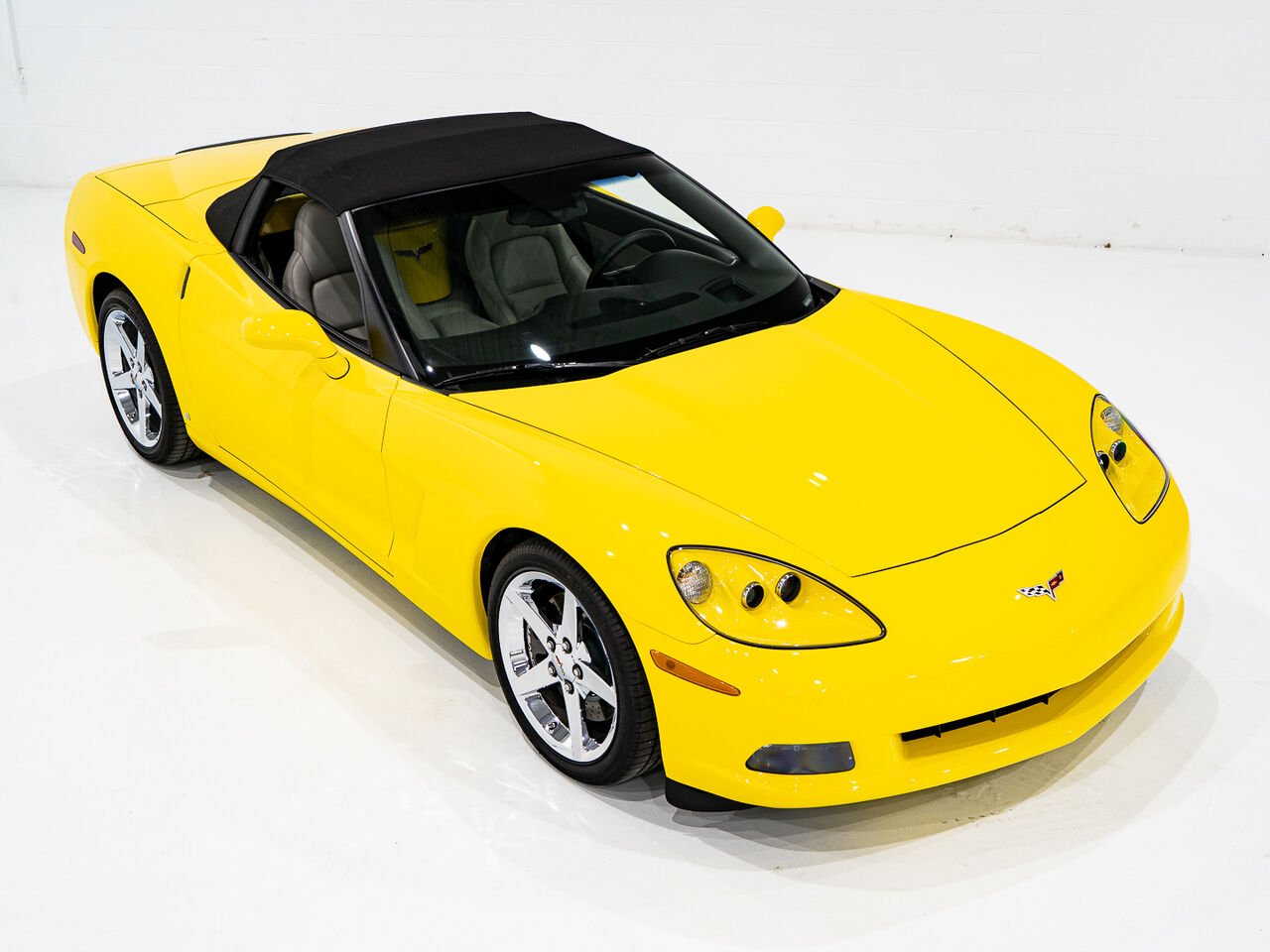 2008 Chevrolet Corvette With only 900km (563mi) From new with window sticker Yellow Kirkland - photo #16