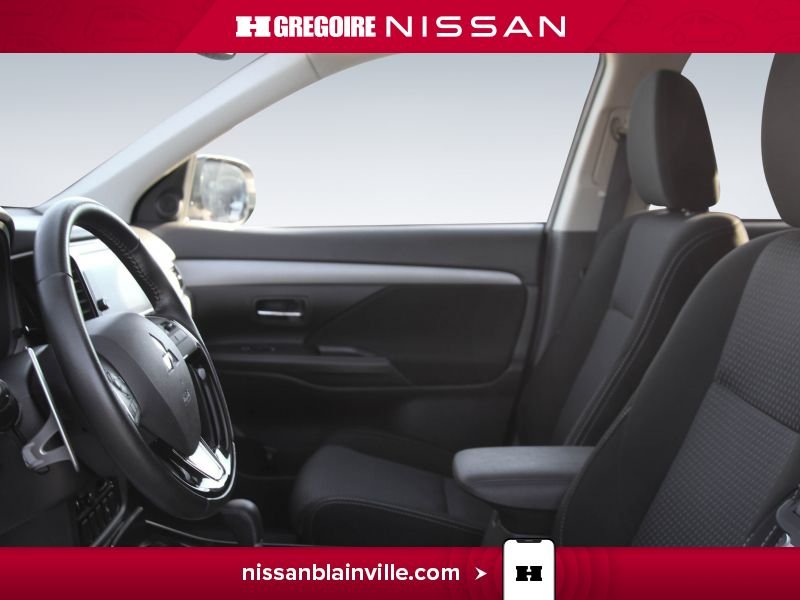 2018 Mitsubishi Outlander White Blainville - photo #12