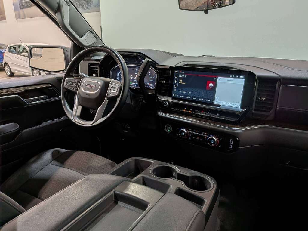 2024 GMC Sierra 1500 4WD Crew Cab 157" Elevation White Val-David - photo #20