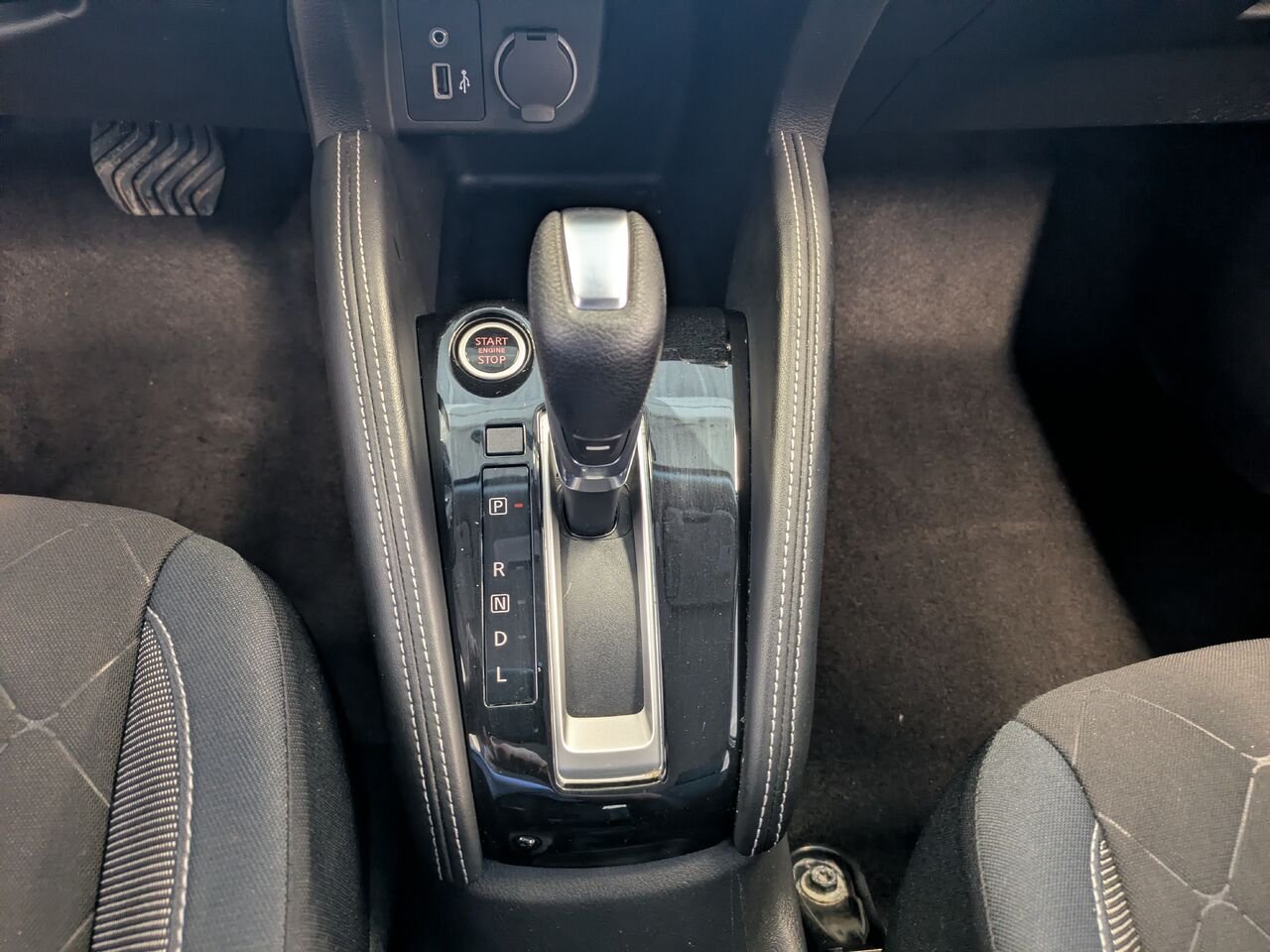 2018 Nissan Kicks White Gatineau - photo #9