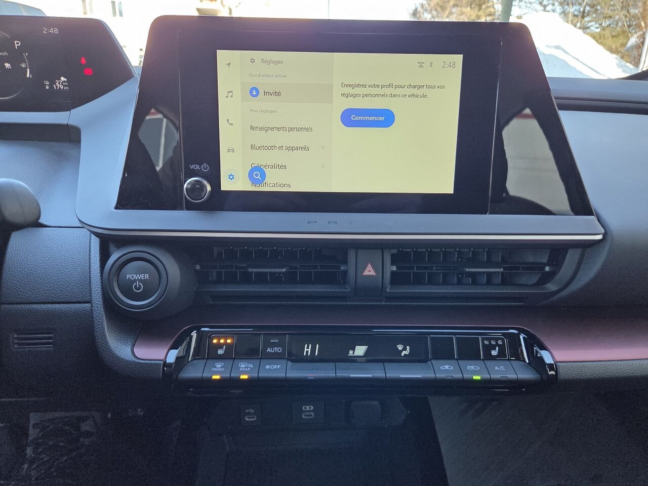 2025 Toyota PRIUS HYBRIDE BRANCHABLE White Mont-Laurier - photo #15