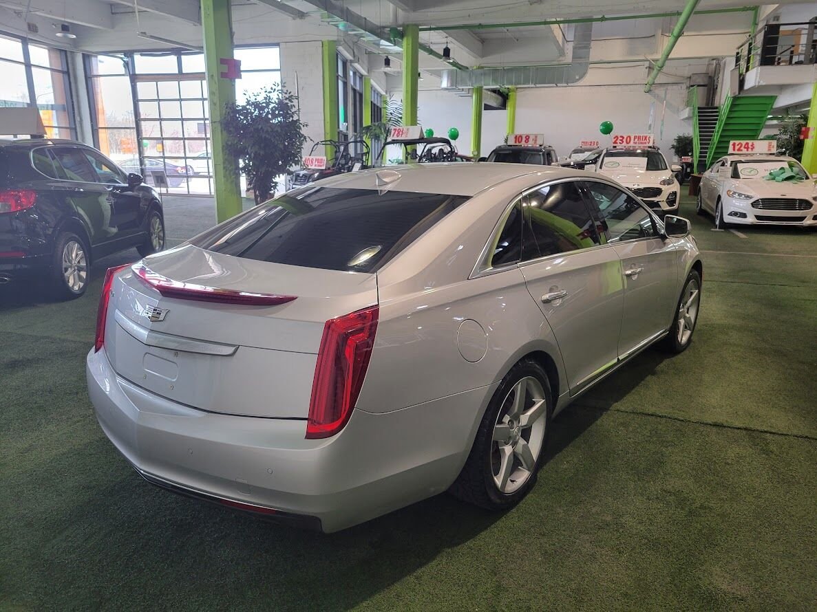 2017 Cadillac XTS Grey  - photo #12