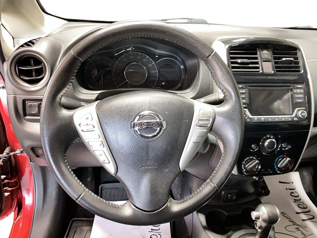Nissan Versa Note NIV 3N1CE2CP7JL362949 2018 Rouge Chicoutimi - photo #12