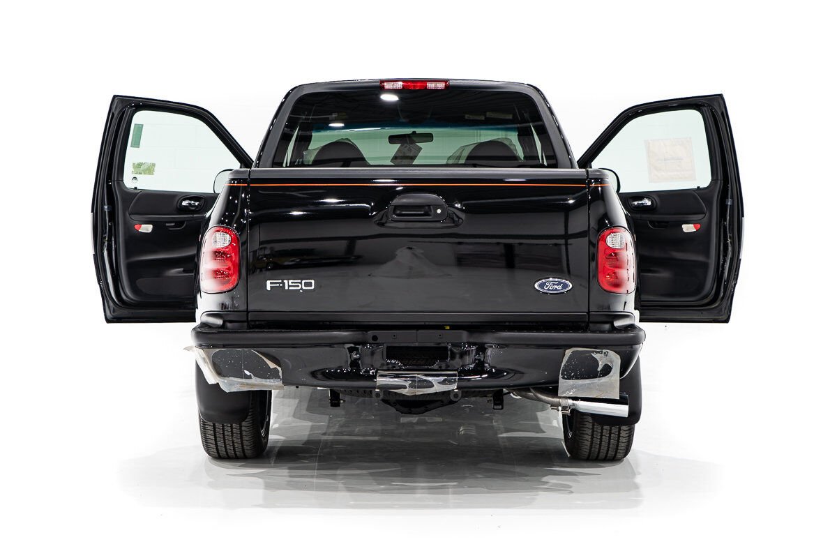 2000 Ford F-150 Harley Davidson Edition In Delivery Packaging Black Montreal - photo #79