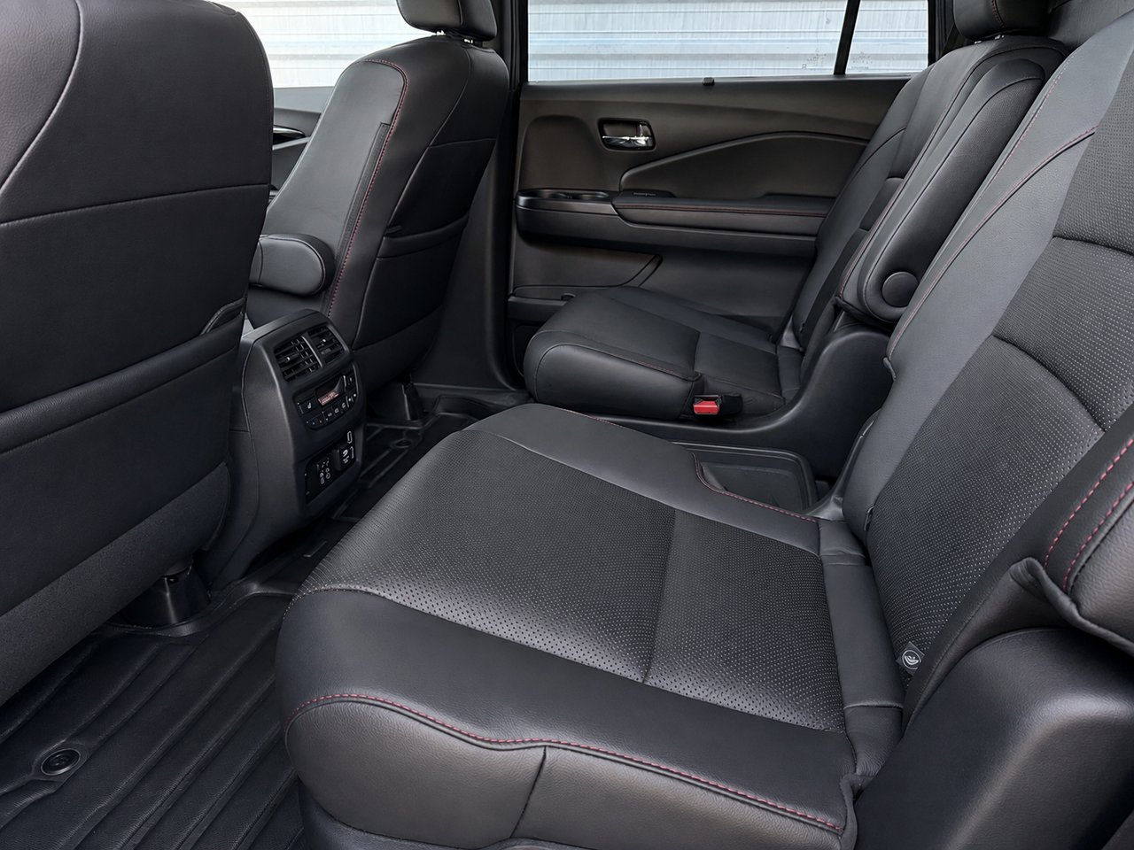 2022 Honda Pilot Black Edition Grey Châteauguay - photo #11