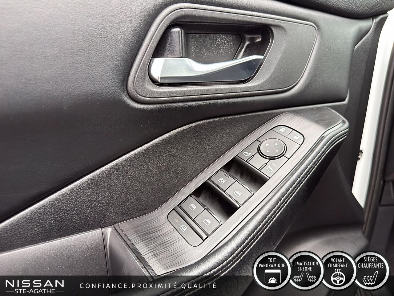 Nissan Rogue SV | 53 412 KM | TOIT PANORAMIQUE | AWD | CARPLAY 2025 Blanc Saint-Jérôme - photo #14