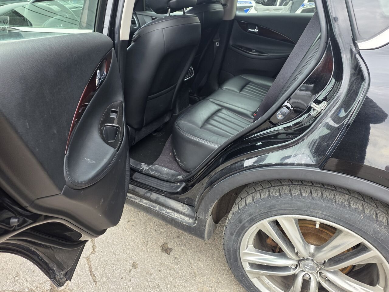 2014 INFINITI QX50 Black  - photo #9