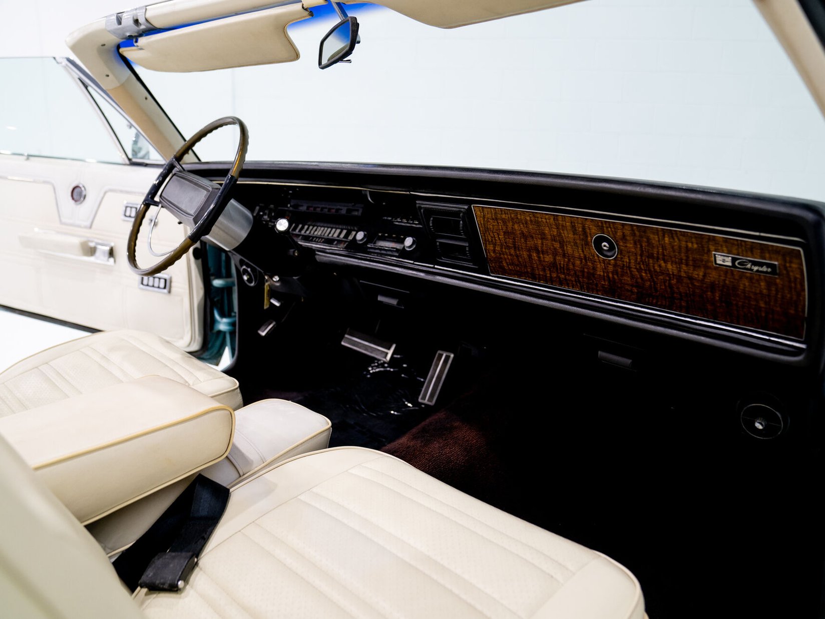 Chrysler 300 1969 Bleu Montréal - photo #39
