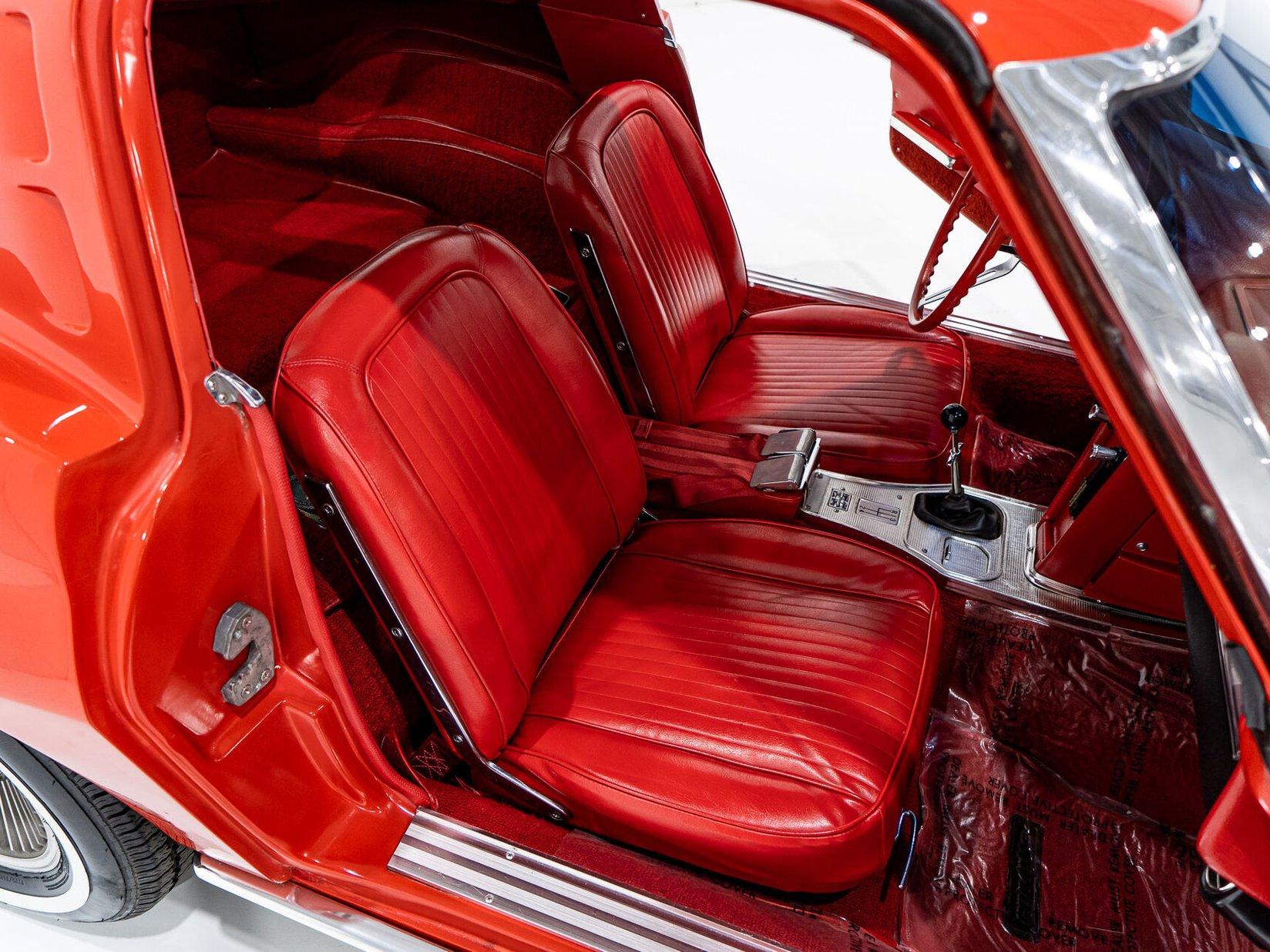Chevrolet Corvette Split window matching# 327 Factory A/C | PRICE IN USD 1963 Rouge Montréal - photo #61