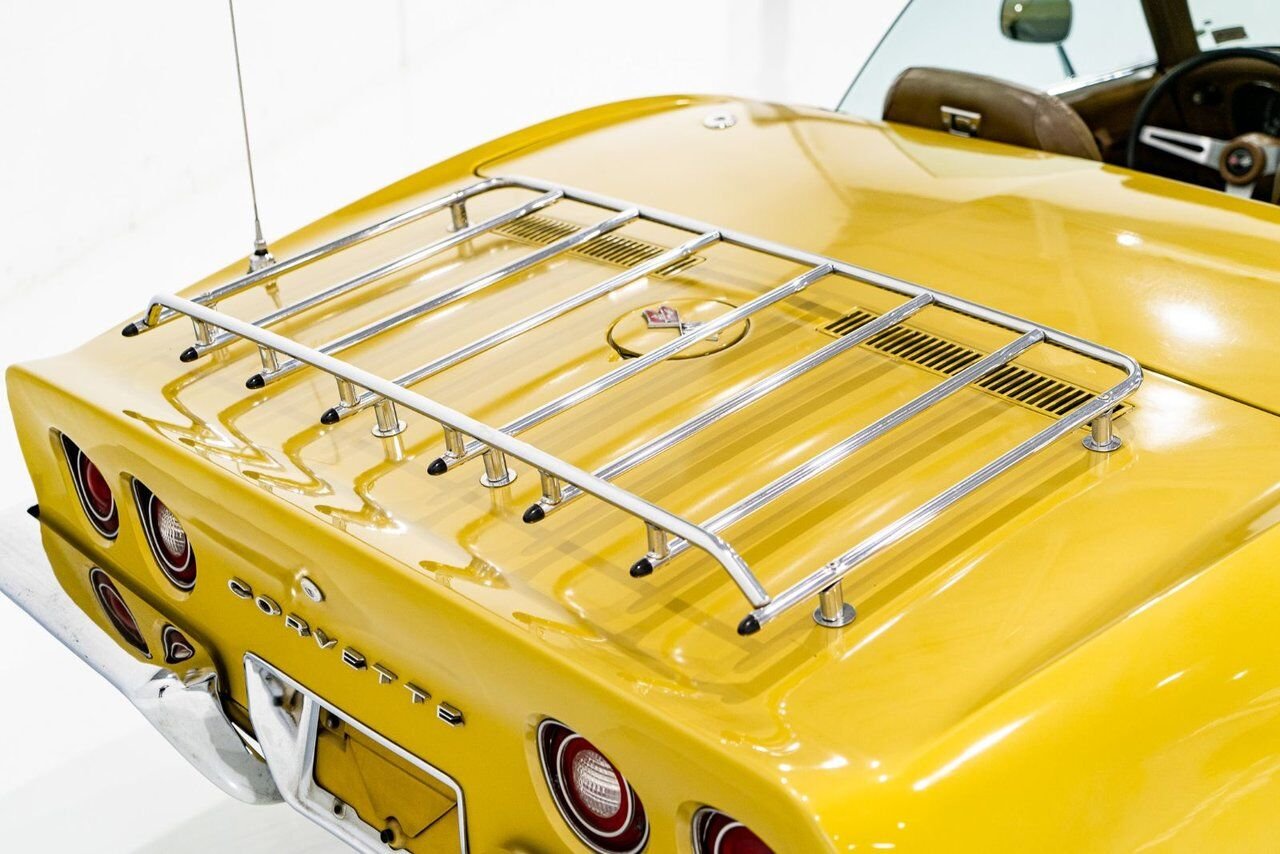 1972 Chevrolet Corvette Unrestored matching# LT1 with documented 103,454km(64,283mi) | PRIX EN USD Gold Montreal - photo #5