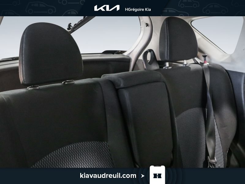 2018 Nissan Versa Note White Laval - photo #21
