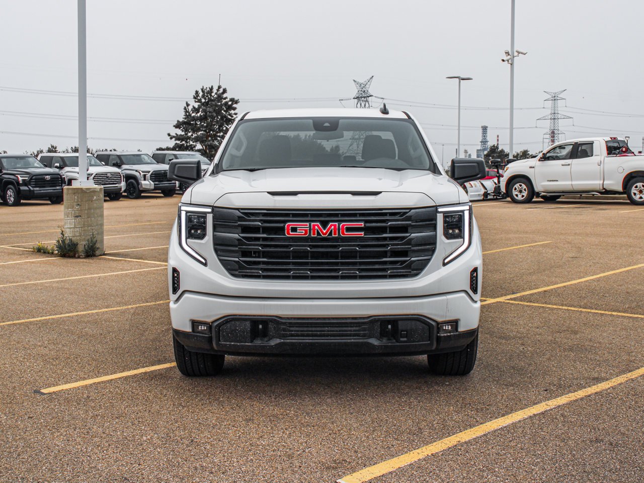2025 GMC Sierra 1500 4WD Crew Cab 147 Elevation White Sherwood Park - photo #2