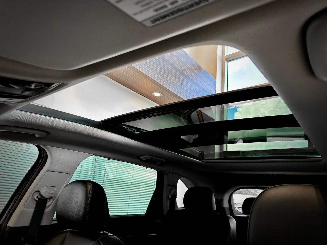 2021 Kia Sorento Black Notre-Dame-des-Prairies - photo #16