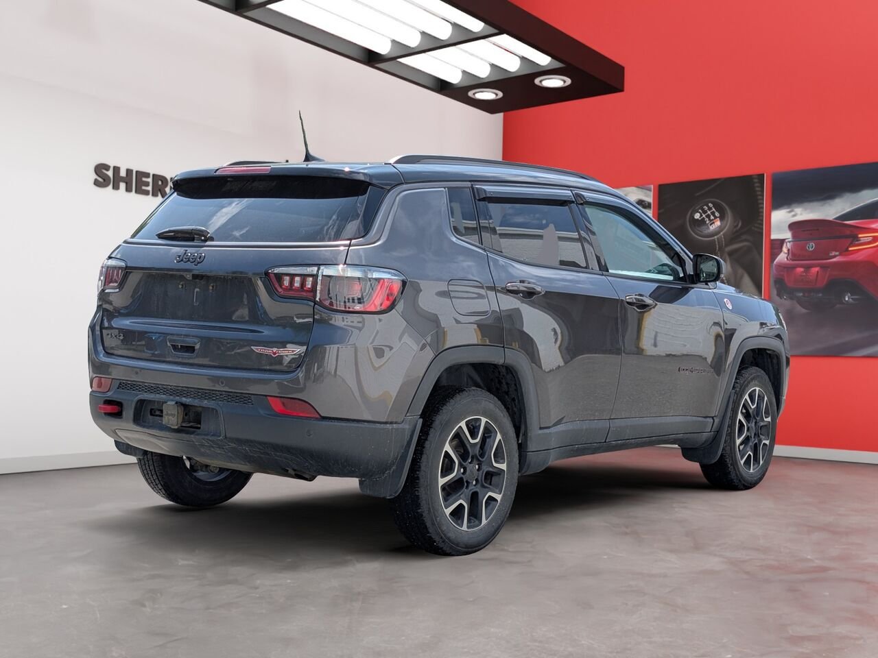 2021 Jeep Compass 3C4NJDDB5MT530219 Grey Sherbrooke - photo #2