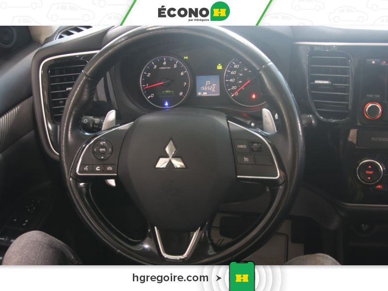 2016 Mitsubishi Outlander Red Saint-Eustache - photo #12