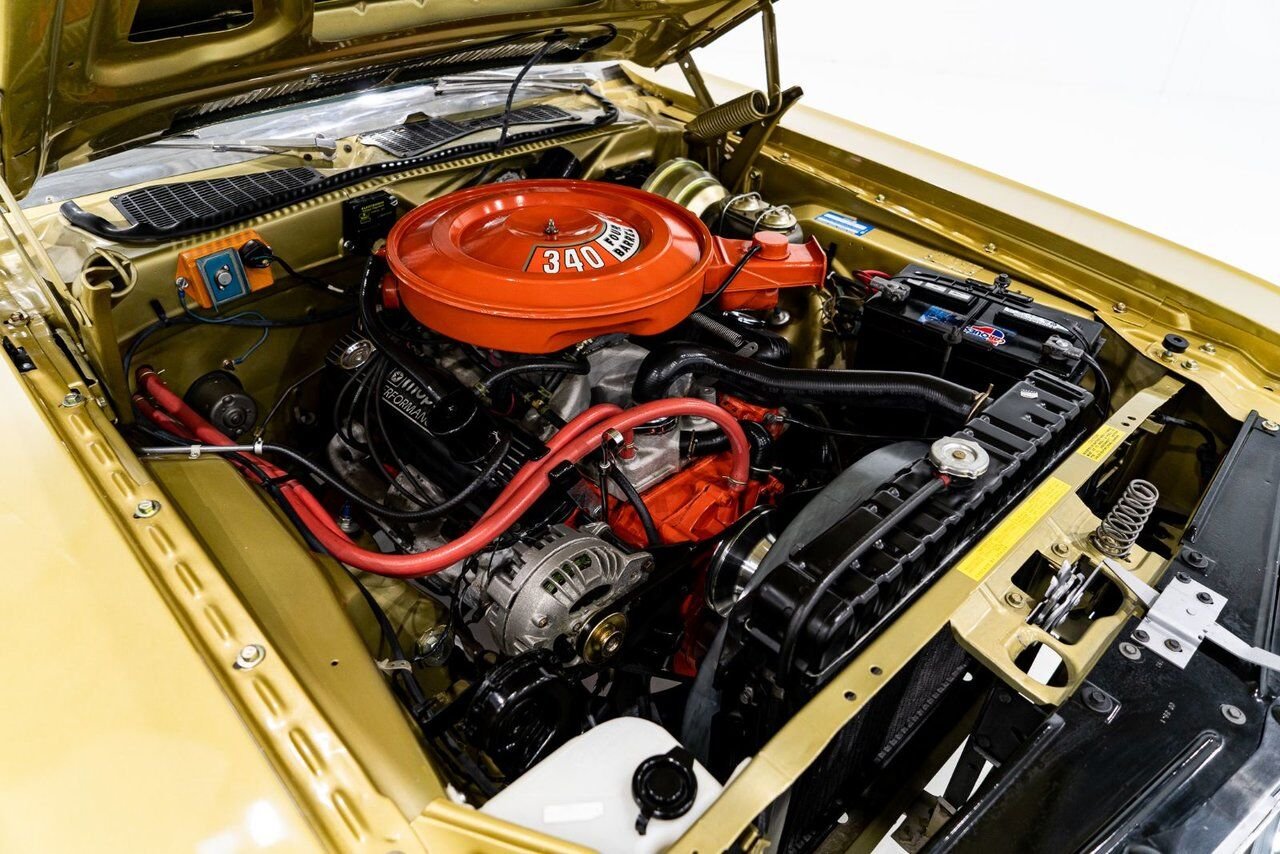 Dodge Challenger *PRIX EN USD* Convertible Fully restored to desirable specifications 1971 Or Montréal - photo #15