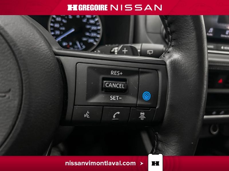 Nissan Rogue 2024 Blanc Laval - photo #23