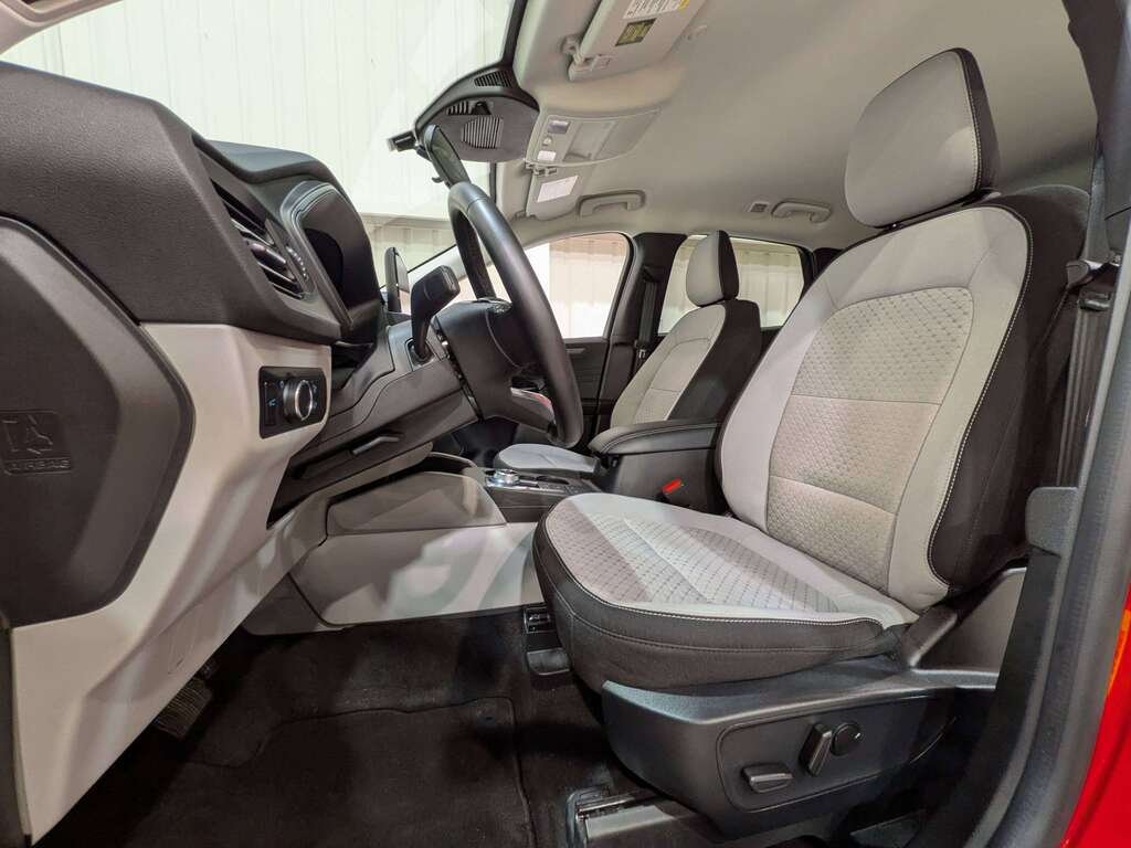 2024 Ford Escape Active AWD Red Val-David - photo #1