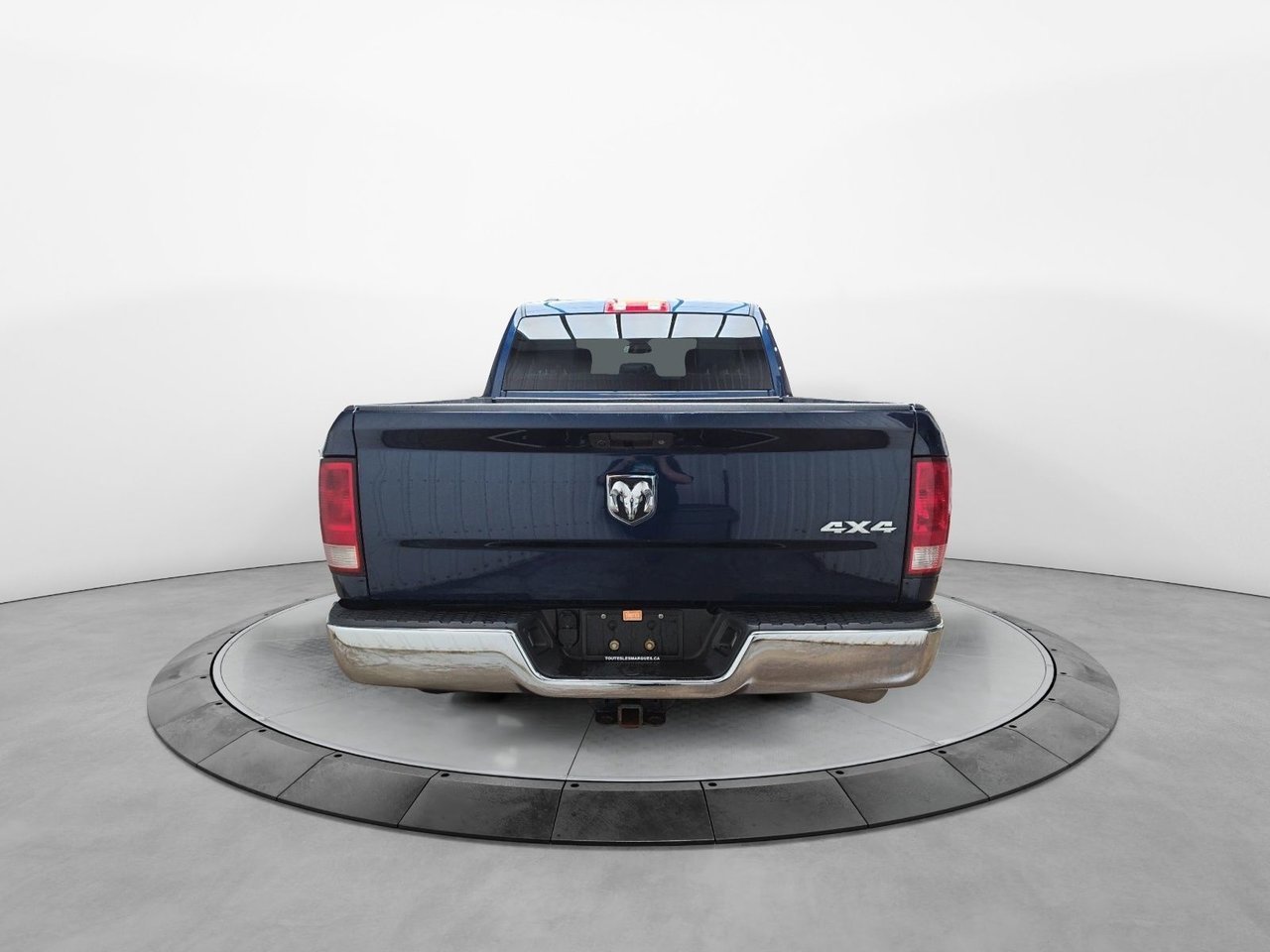 Ram 1500 Classic NIV 1C6RR7ST9PS520748 2023 Baie-Comeau - photo #2