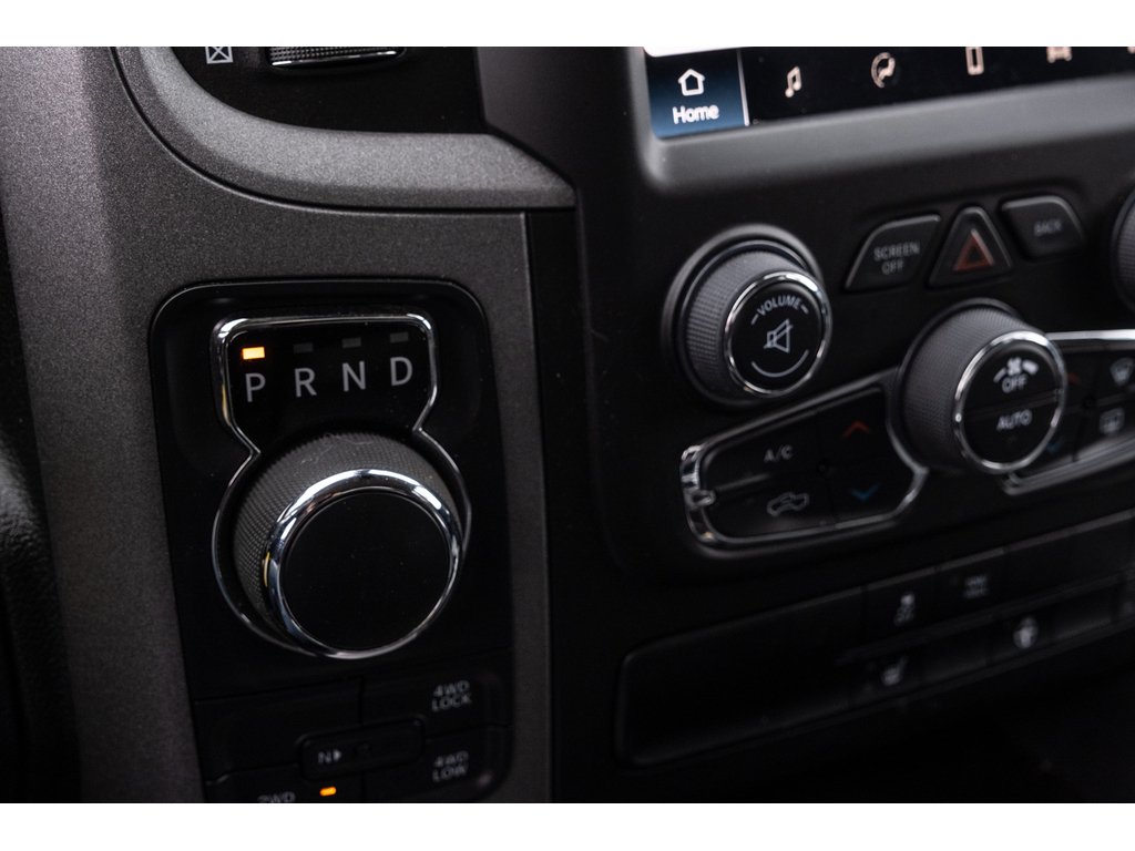 2023 Ram 1500 Classic Blue Gatineau - photo #15