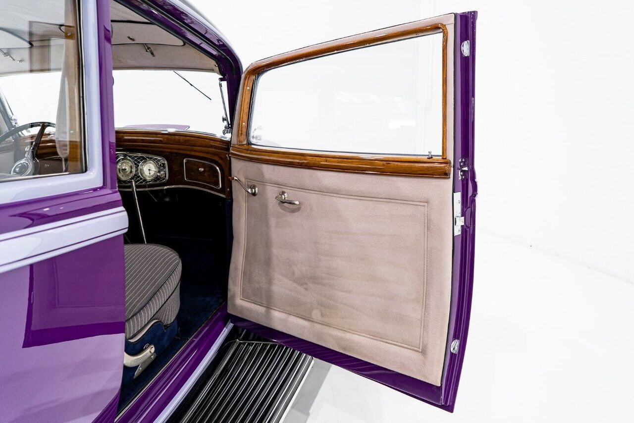 1933 Lincoln KB Victoria Coupe One Of 18 Built, And The Only Known Surviving **PRICE IN USD** Purple Montreal - photo #57