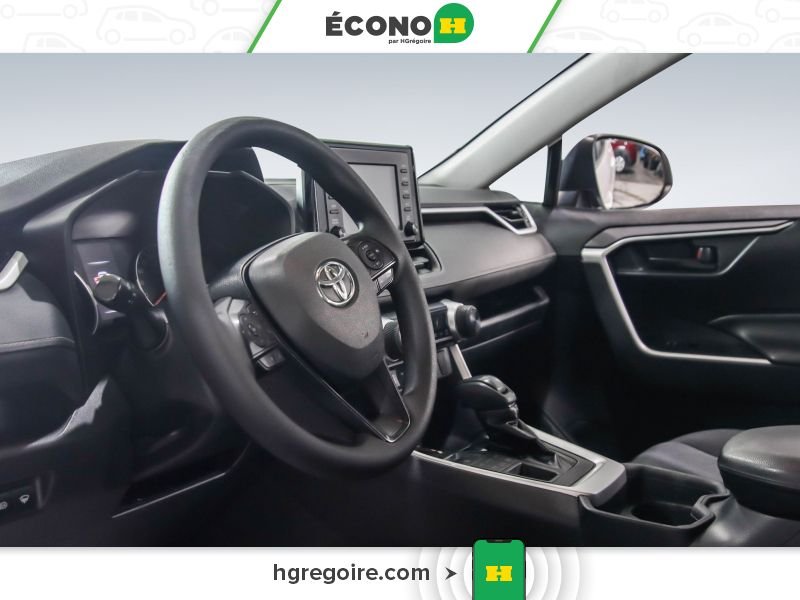 2019 Toyota Rav 4 White Blainville - photo #7