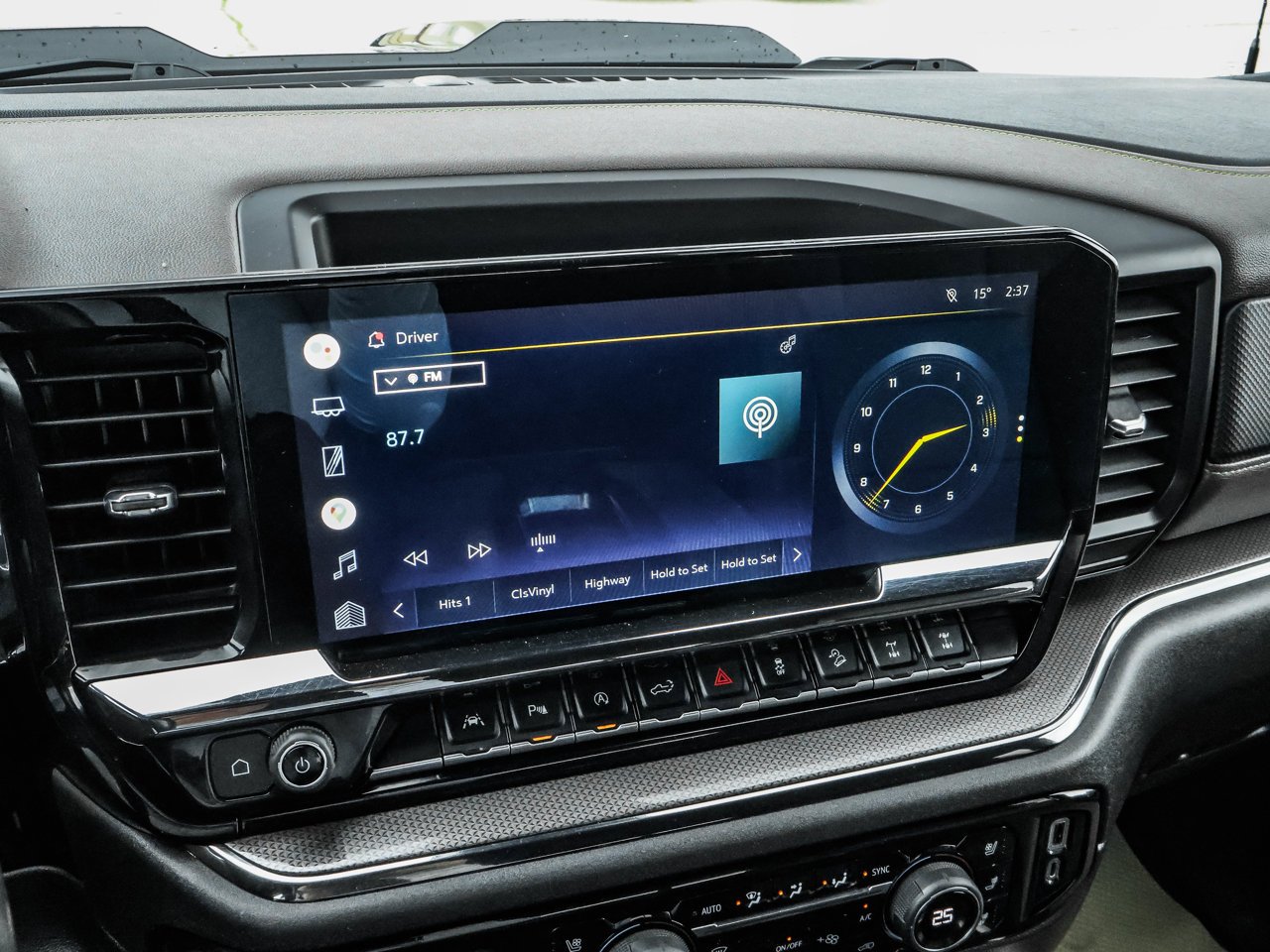 2022 Chevrolet Silverado 1500 4WD Crew Cab 147 ZR2 White Sherwood Park - photo #28