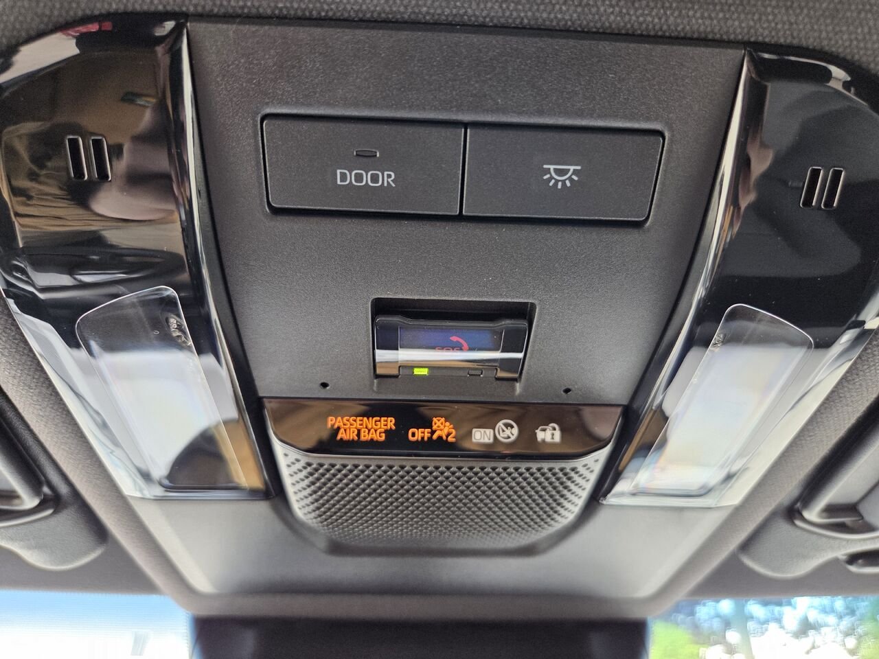 2025 Toyota LAND CRUISER Black Mont-Laurier - photo #22