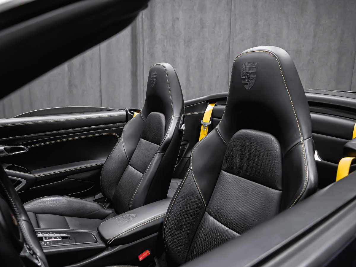 2017 Porsche 911 TURBO S Black Montreal - photo #32